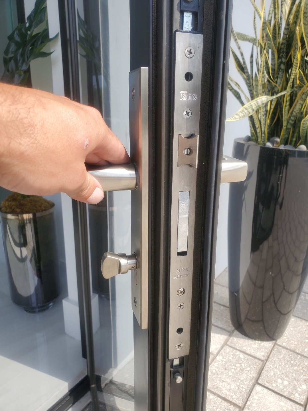 Contractor Lost a Key to the House: European Cylinder Rekey in Fort Lauderdale photo 2